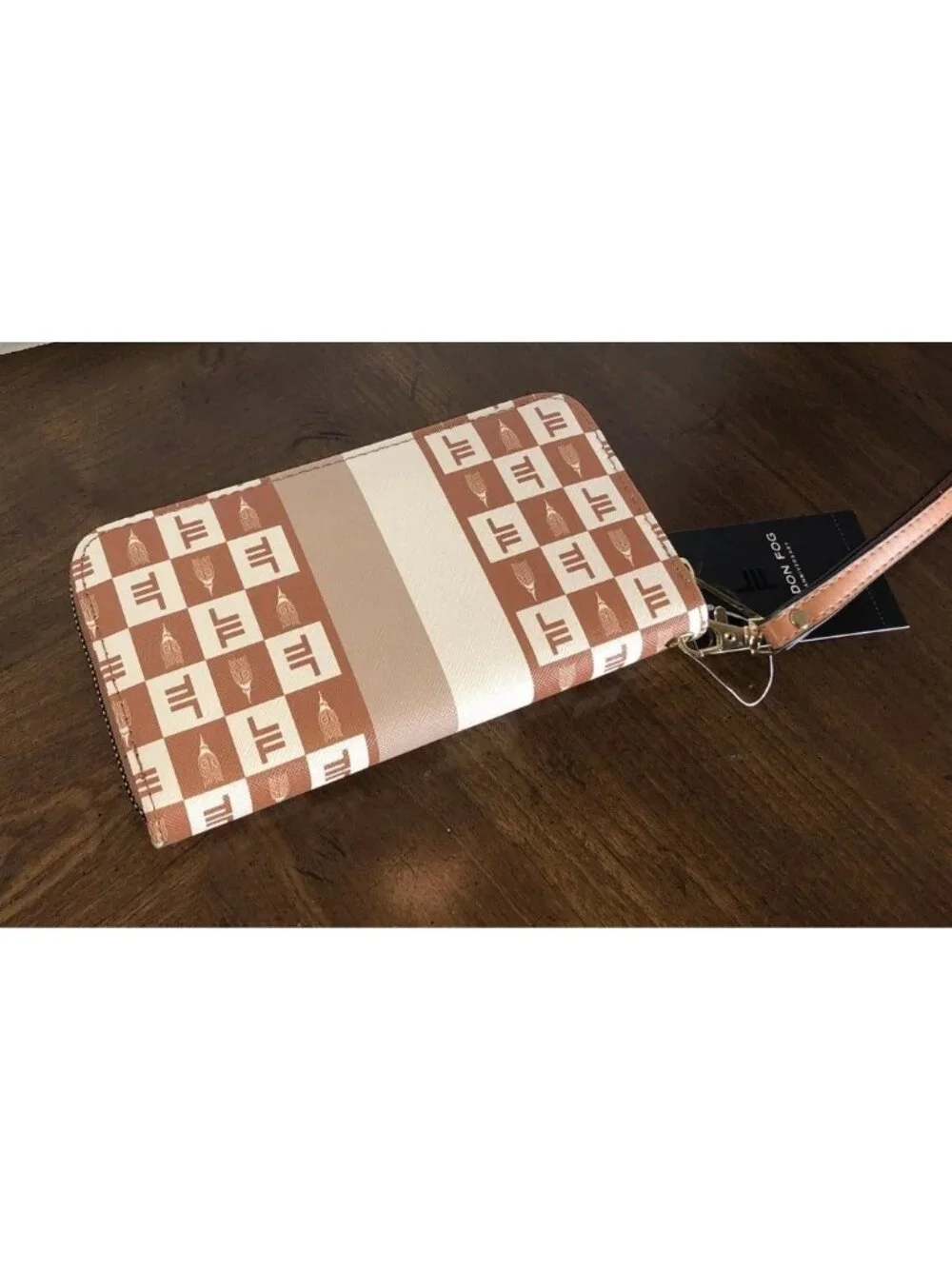 London Fog ADALIA Wallet In Camel 7.5” x 4”